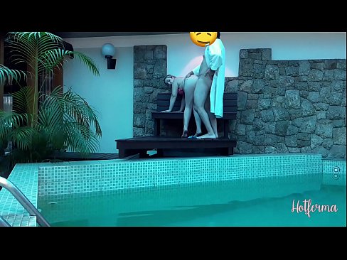 ❤️ Boss lädt Dienstmädchen zum Pool ein, kann aber einem heißen Sex nicht widerstehen ❌ Porno bei uns