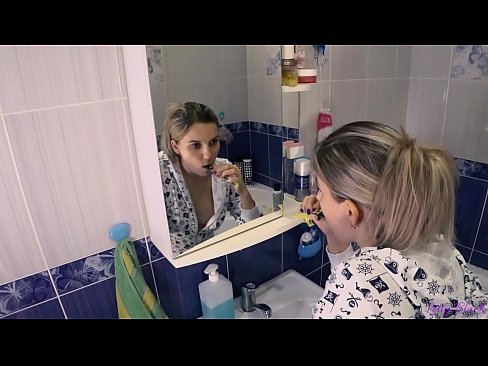 ❤️ Hack mit jungen im Pyjama endet mündlich Sperma in Arsch - Letty Black ❌ Porno bei uns