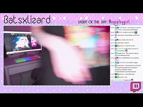 ❤️ GAMER VERGISST, DEN STREAM ABZUSCHALTEN UND SPRITZT LIVE AUF SENDUNG ❌ Porno bei uns
